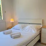 La Roseraie For 6 By Sunset Riviera Holidays 公寓