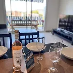 La Roseraie For 6 By Sunset Riviera Holidays 公寓