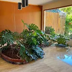 La Roseraie For 6 By Sunset Riviera Holidays 昂蒂布