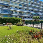 La Roseraie For 6 By Sunset Riviera Holidays 公寓
