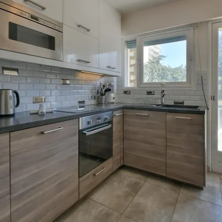 Apartment La Roseraie For 6 By Sunset Riviera Holidays *