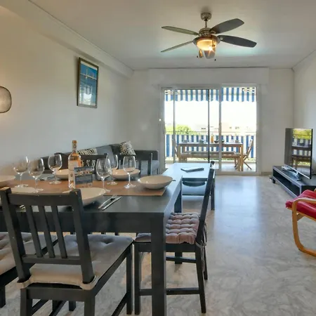 La Roseraie For 6 By Sunset Riviera Holidays Apartment Antibes