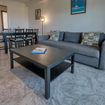 La Roseraie For 6 By Sunset Riviera Holidays * Antibes