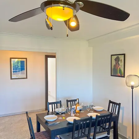 Apartment La Roseraie For 6 By Sunset Riviera Holidays Antibes