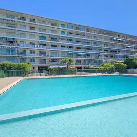 La Roseraie For 6 By Sunset Riviera Holidays Apartment
